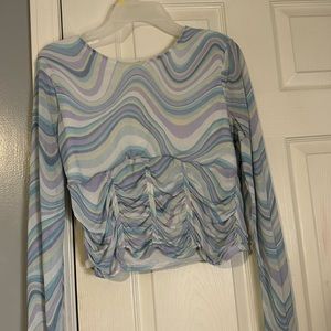 mesh long sleeve crop tee - inner lining - sleeves unlined